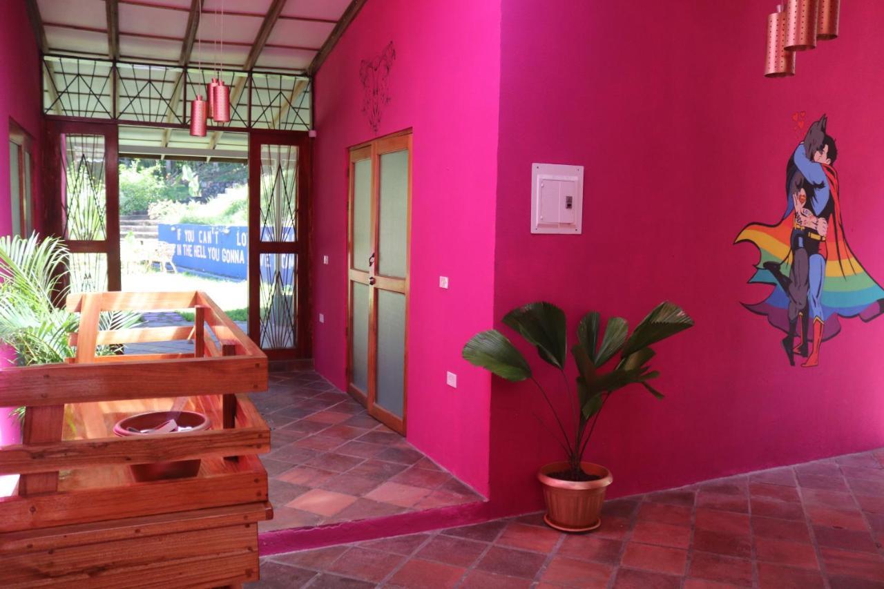 Planet B Hostel Manuel Antonio Exterior photo